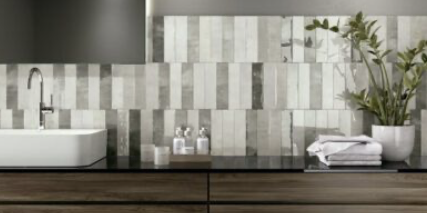 Cómo alicatar un baño a media altura y Tendencias